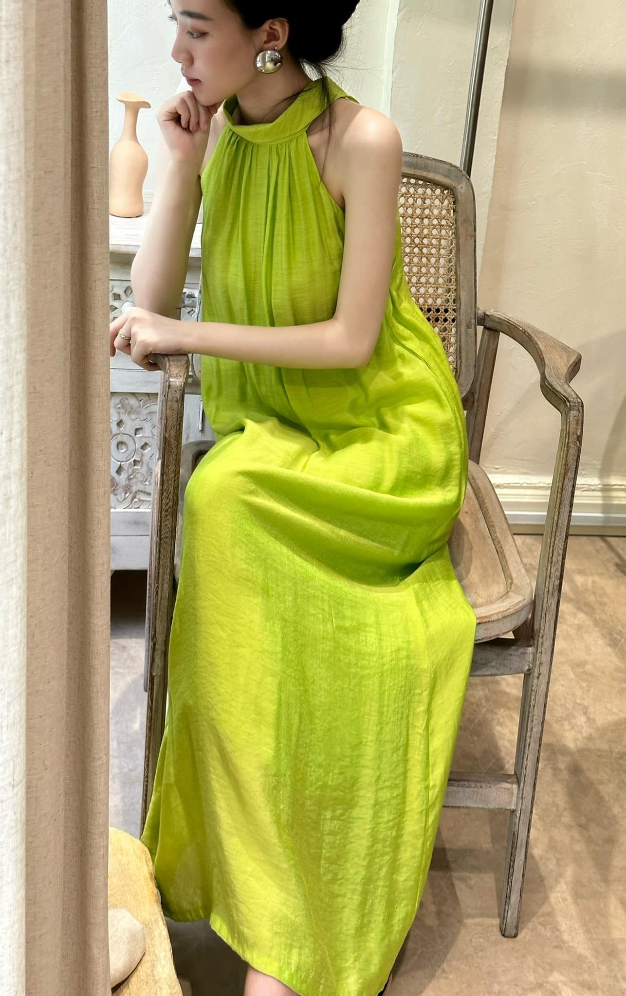 Rania Dress - Đầm Cổ Yếm Suông E65
