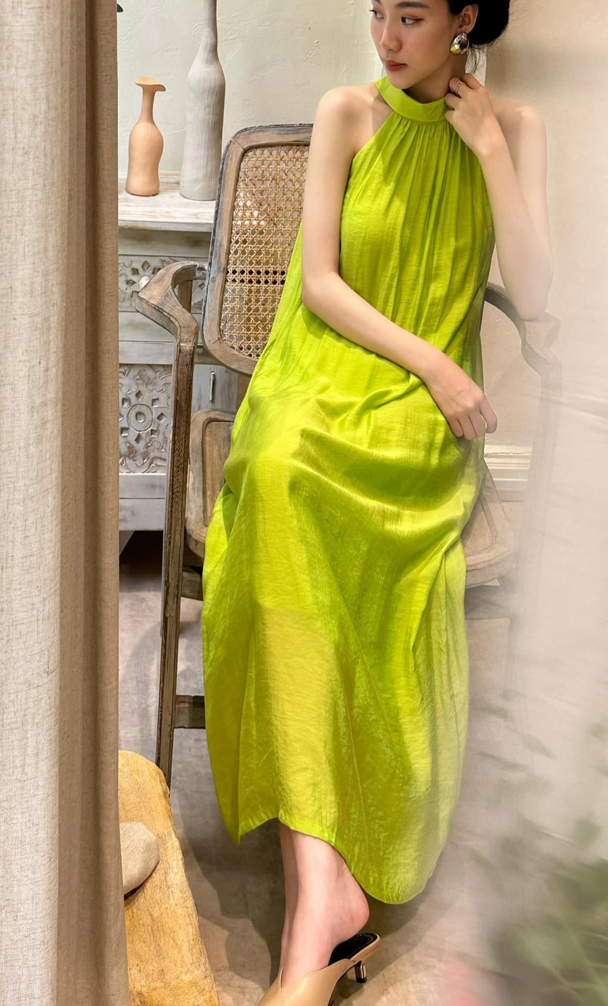 Rania Dress - Đầm Cổ Yếm Suông E65