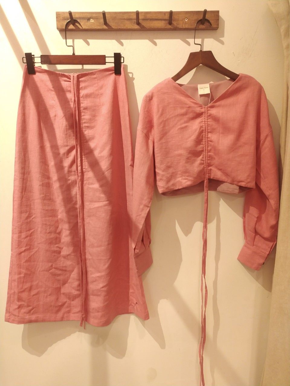 Isabella Set - Set áo crop top và chân váy linen S39