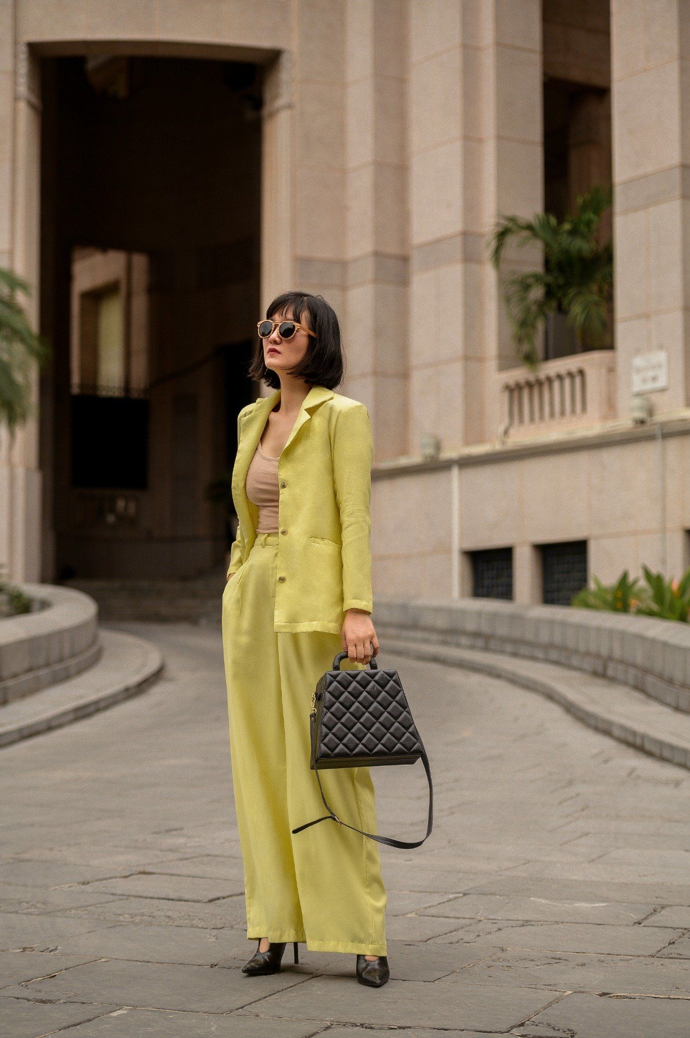 Blazer vàng ba cúc - Delicate A05 A06