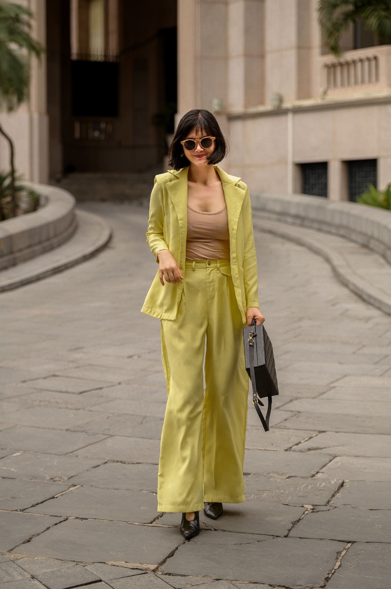 Blazer vàng ba cúc - Delicate A05 A06