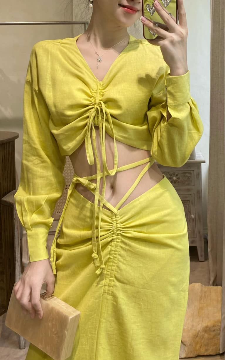 Isabella Set - Set áo crop top và chân váy linen S39
