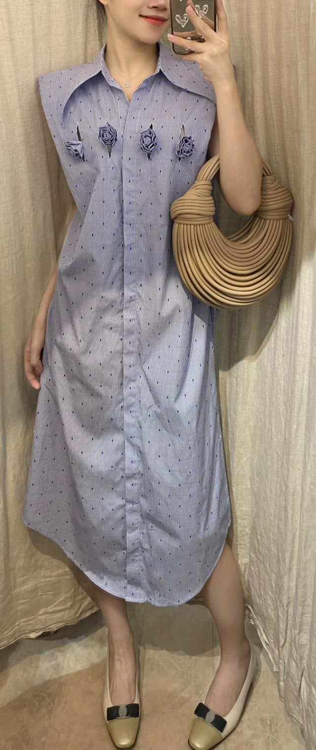 Tiffany Dress - Đầm hoa hồng khoét lưng