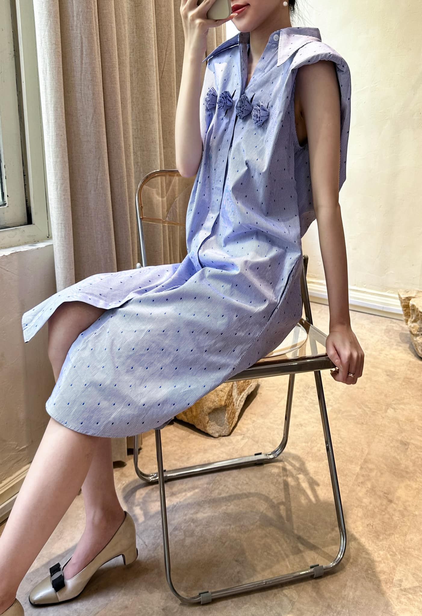 Tiffany Dress - Đầm hoa hồng khoét lưng