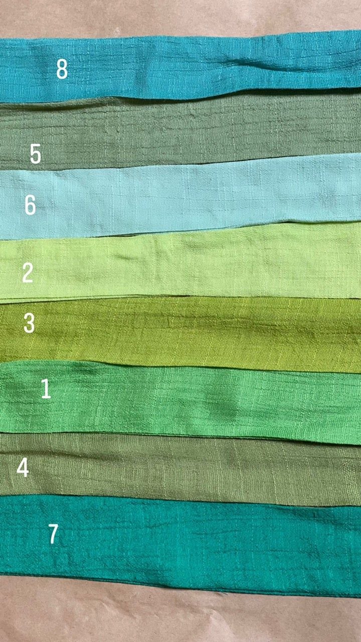 Ana Dress - Đầm xô lụa trễ vai xanh lá D57