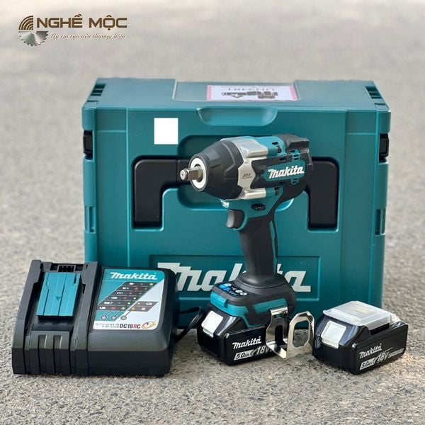 Máy siết bu lông dùng pin Makita DTW700RTJ