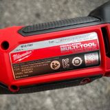 máy cắt rung đa năng Milwaukee M18 FMT