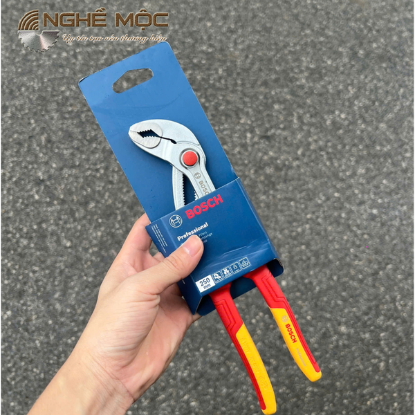 Kìm mỏ quạ cách điện VDE 250mm Bosch 1600A02NE5