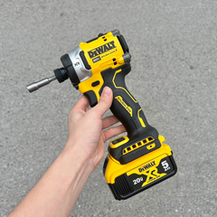 Máy bắt vít dùng pin Dewalt DCF860N-B1