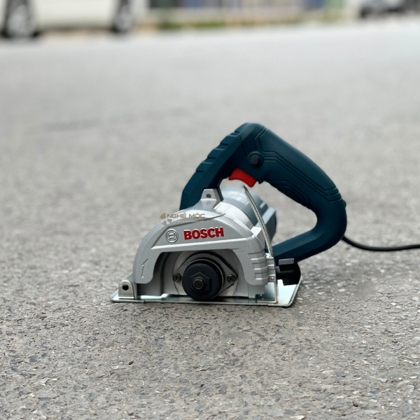 Máy cắt gạch Bosch GDC 140