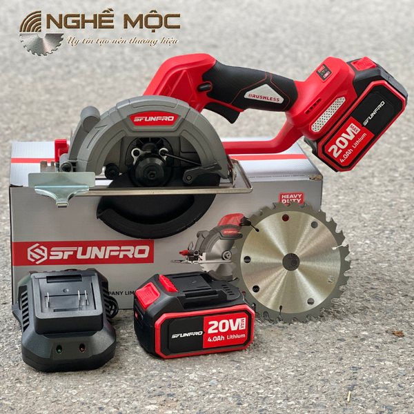 Máy cưa gỗ pin 20V SFUNPRO SFD20G150A
