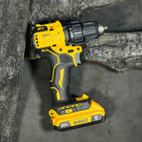 Máy khoan và vặn vít Dewalt DCD708