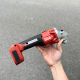 Máy mài góc dùng pin 21V Amaxtools AM100SM có  thiết kế thon gọn