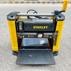 Máy bào cuốn 1800W Stanley STP18-B1