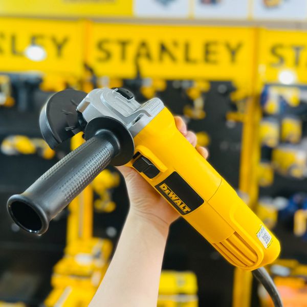 Máy mài góc 100mm Dewalt DW802-B1 – mochaiphat