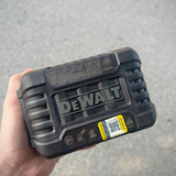 Pin 20V/60V-9.0Ah XR Li-on kháng dầu Dewalt DCB609G-B1