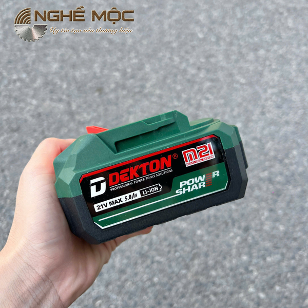Pin 21V 5.0Ah Dekton M21-B5A10C