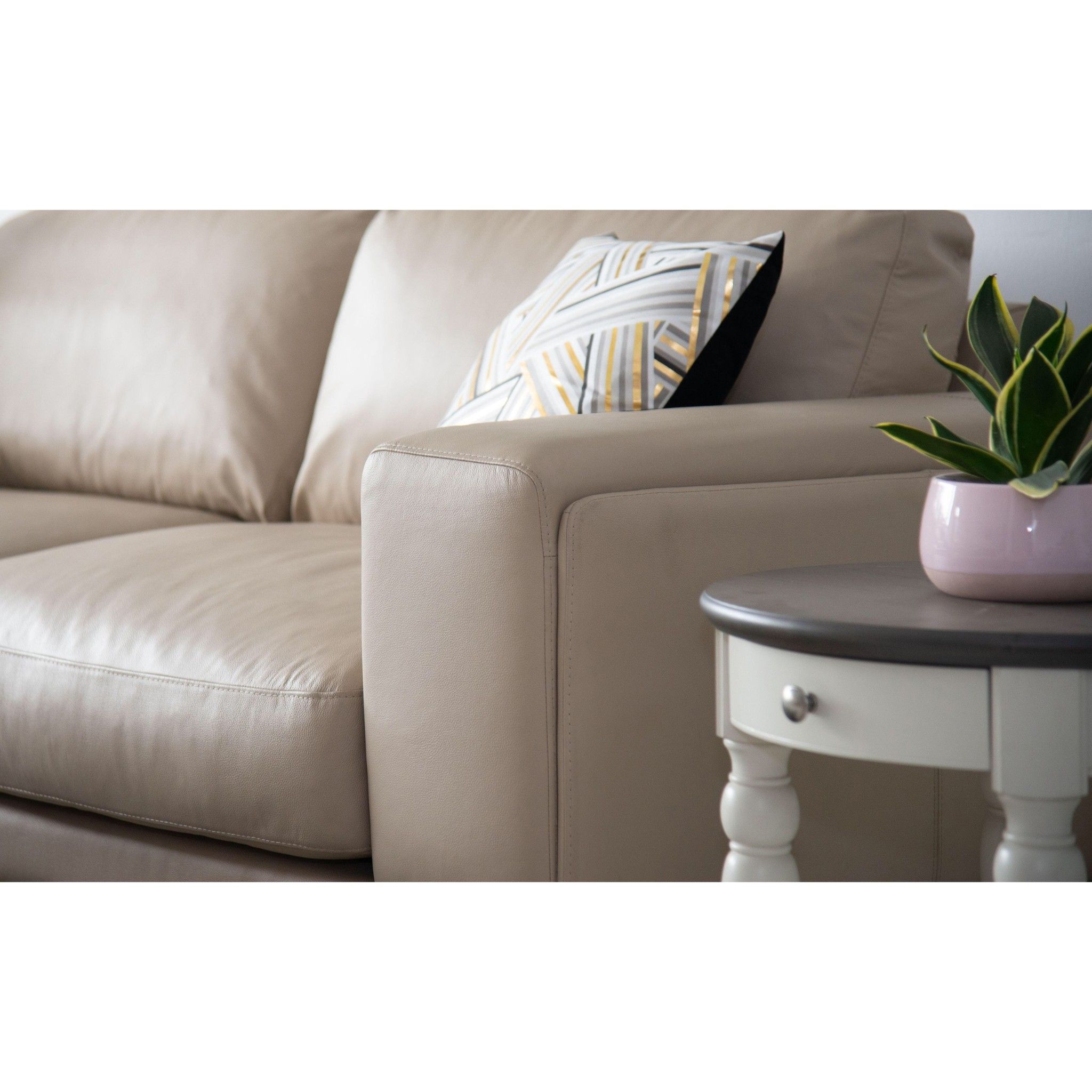 SOFA DA BÒ Ý - JACOBO PEBBLE