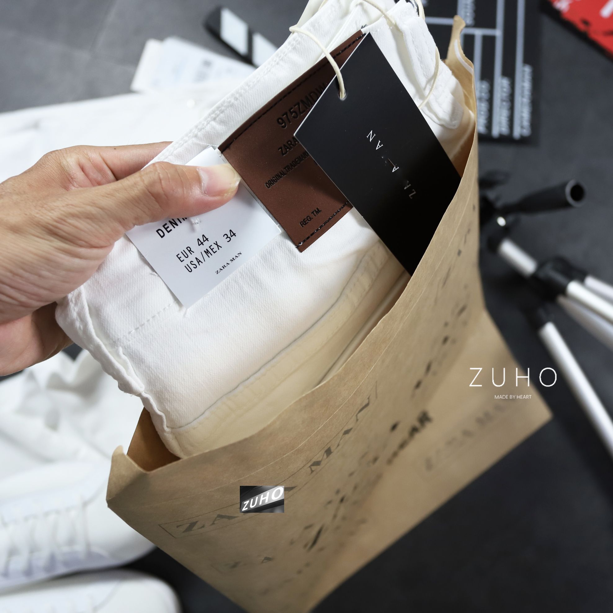 Jeans ZR SkinnyTrắng rách gối