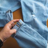 Jeans SANLANO Xanh nhạt rách 3 1207