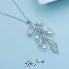 Dây chuyền nữ KYA JEWEL Leaf Pearl