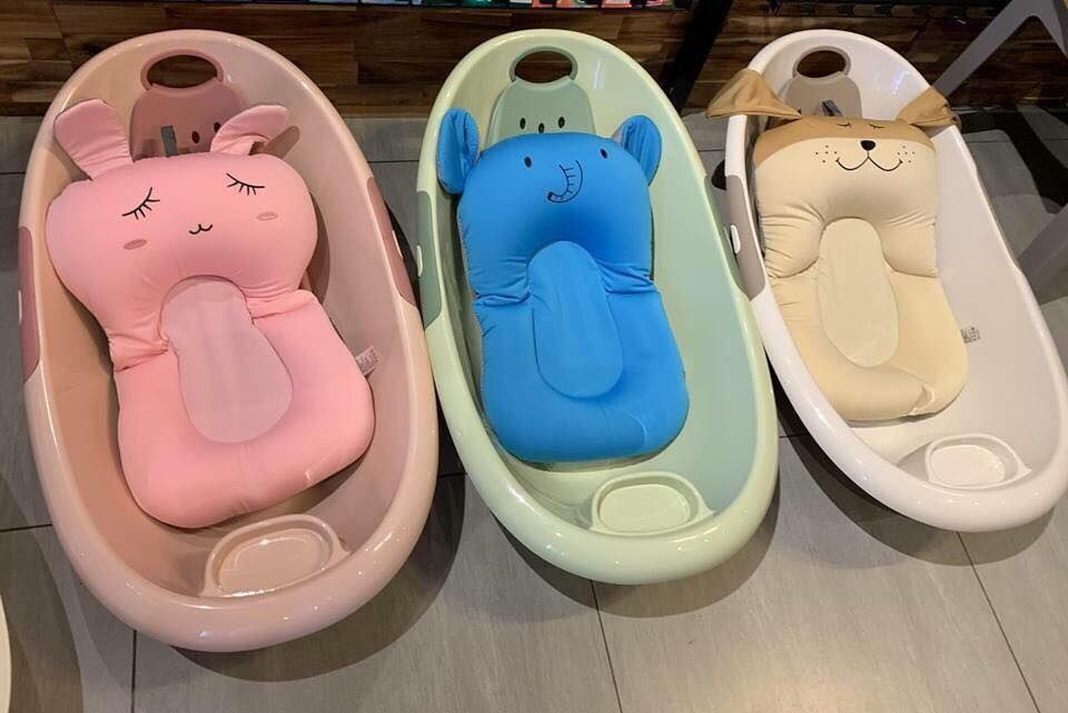 Gối tắm cho bé