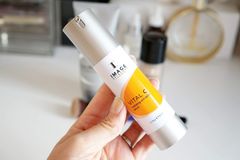 Serum giảm kích ứng VITAL C Hydrating Anti - Aging Serum