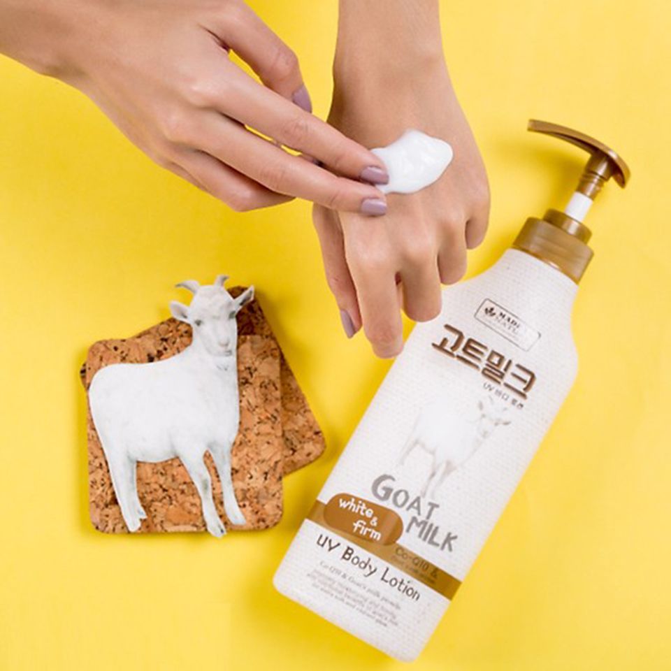 Dưỡng thể trắng da chiết xuất từ sữa dê Made In Nature 450ml