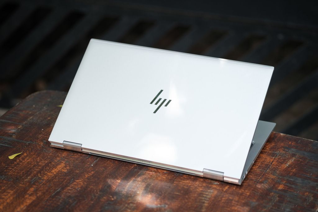 Laptop HP EliteBook x360 1040 G8 (Intel Core i5-1135G7/ Ram 8GB DDR4/ 512GB SSD/ Intel Iris Xe Graphics/ 14inch FHD/ Touch 2 in 1/ Win 10 Pro Tặng kèm Bút cảm ứng