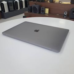 MacBook Pro 2019 15 inch - (I9 2.4GHz/ Ram 32GB/ SSD 1TB/ Radeon Pro Vega 20/ Gray) - Like New 99%