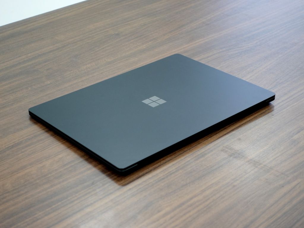 Surface Laptop 3 (AMD Ryzen 5/ Ram 8GB / SSD 256GB/ 15inch 2.5K/ Matte Black)