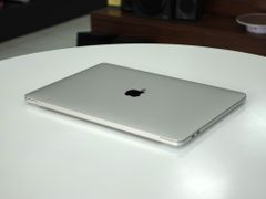 MacBook Pro 13 inch 2020 (Core i5 1.4GHz/ Ram 8GB/ SSD 256GB/ Silver/ key Japan) Like new 99%