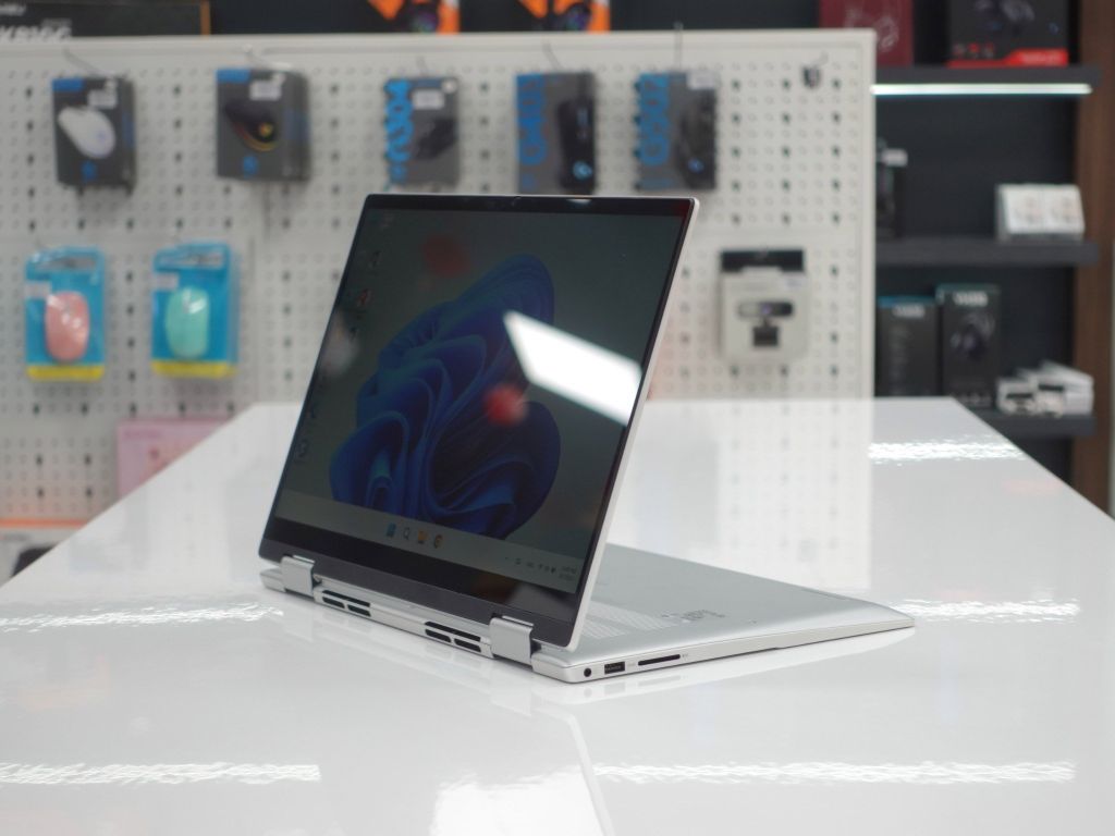 Laptop Dell Inspiron 7430 2-in-1 Core i5-1335U RAM 8GB SSD 512GB 14 inch FHD