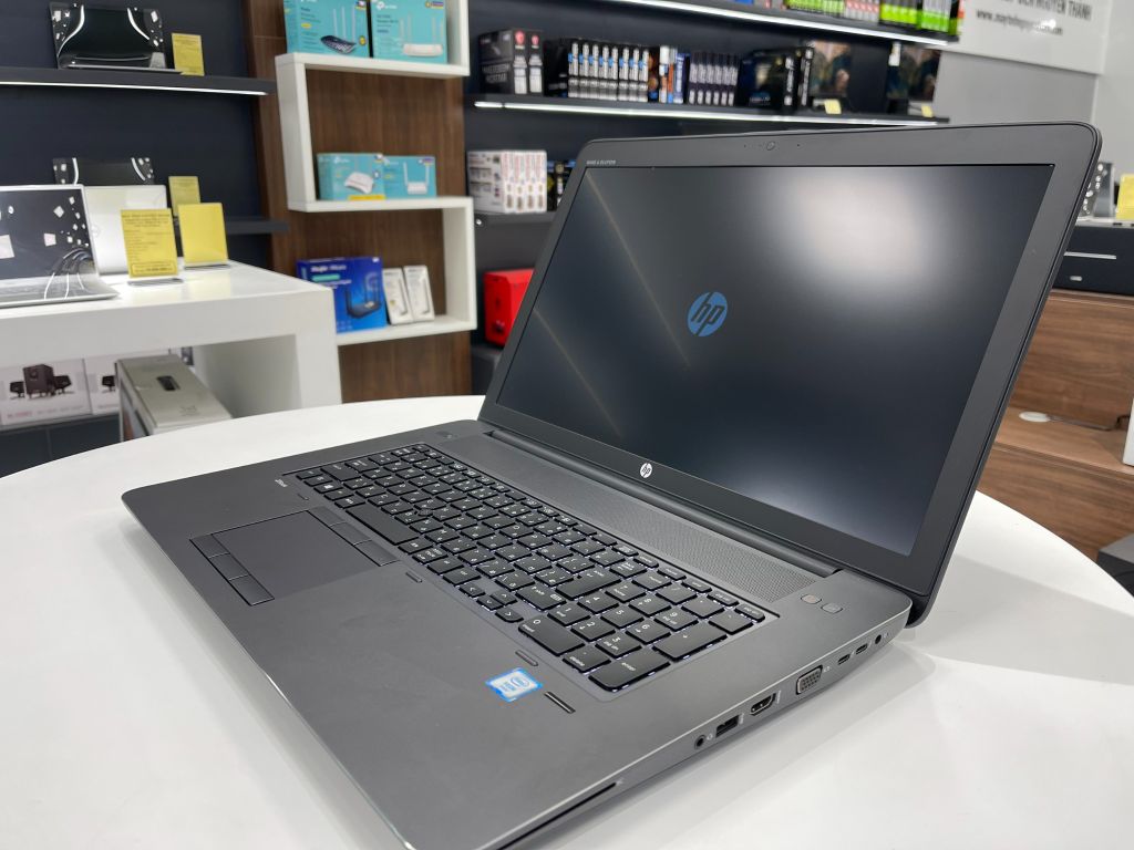 Laptop HP ZBook 17 G3 Xeon E3 1535M | 32GB RAM | 512GB SSD | Quadro M4000M | 17.3