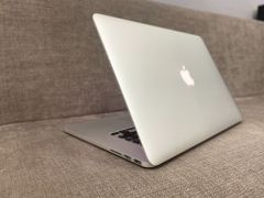 Macbook Retina 15 inch - 2015 MJLQ2 - 2.2ghz Core i7/ 16GB/ 256GB SSD New 98-99% / Key JAPAN