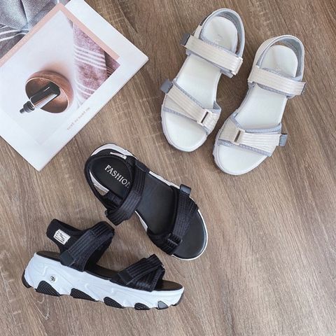 SANDAL QUAI DÁN ĐẾ ĐÚC 3P D0018E