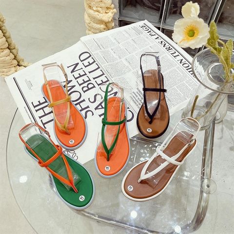 SANDAL XỎ NGÓN ĐẾ BỆT QUAI HẬU CÀI LÓT KHÁC MÀU QUAI D0017ER