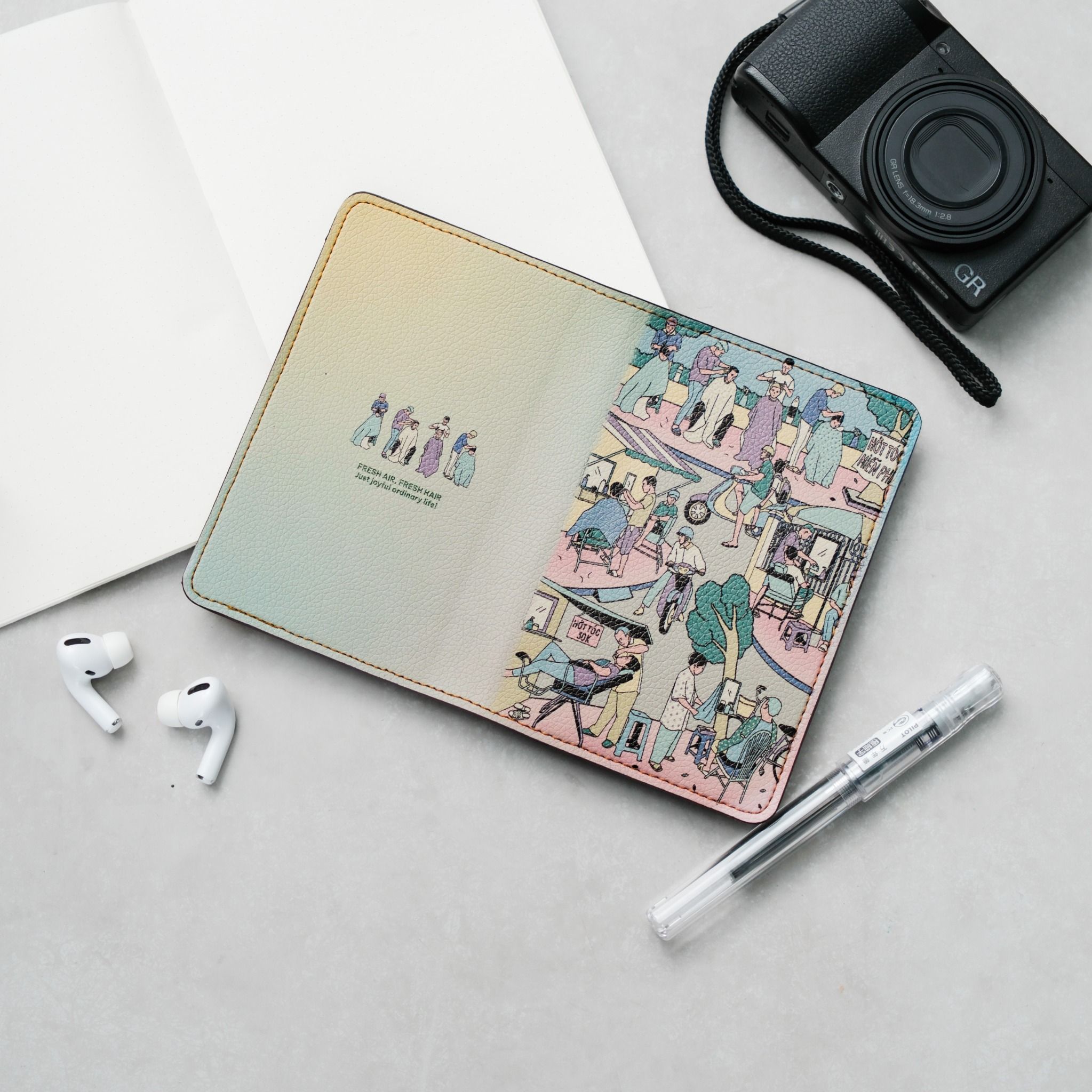 Leather Passport Holder - Cắt tóc vỉa hè