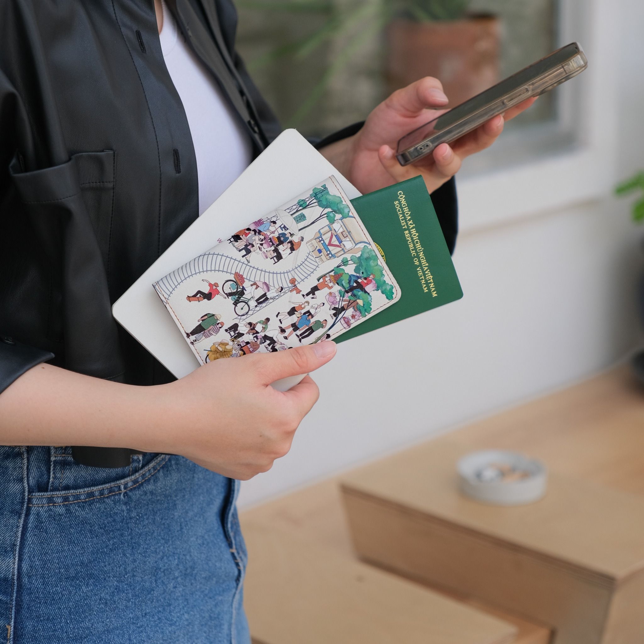 Leather Passport Holder - Đường phố Việt Nam
