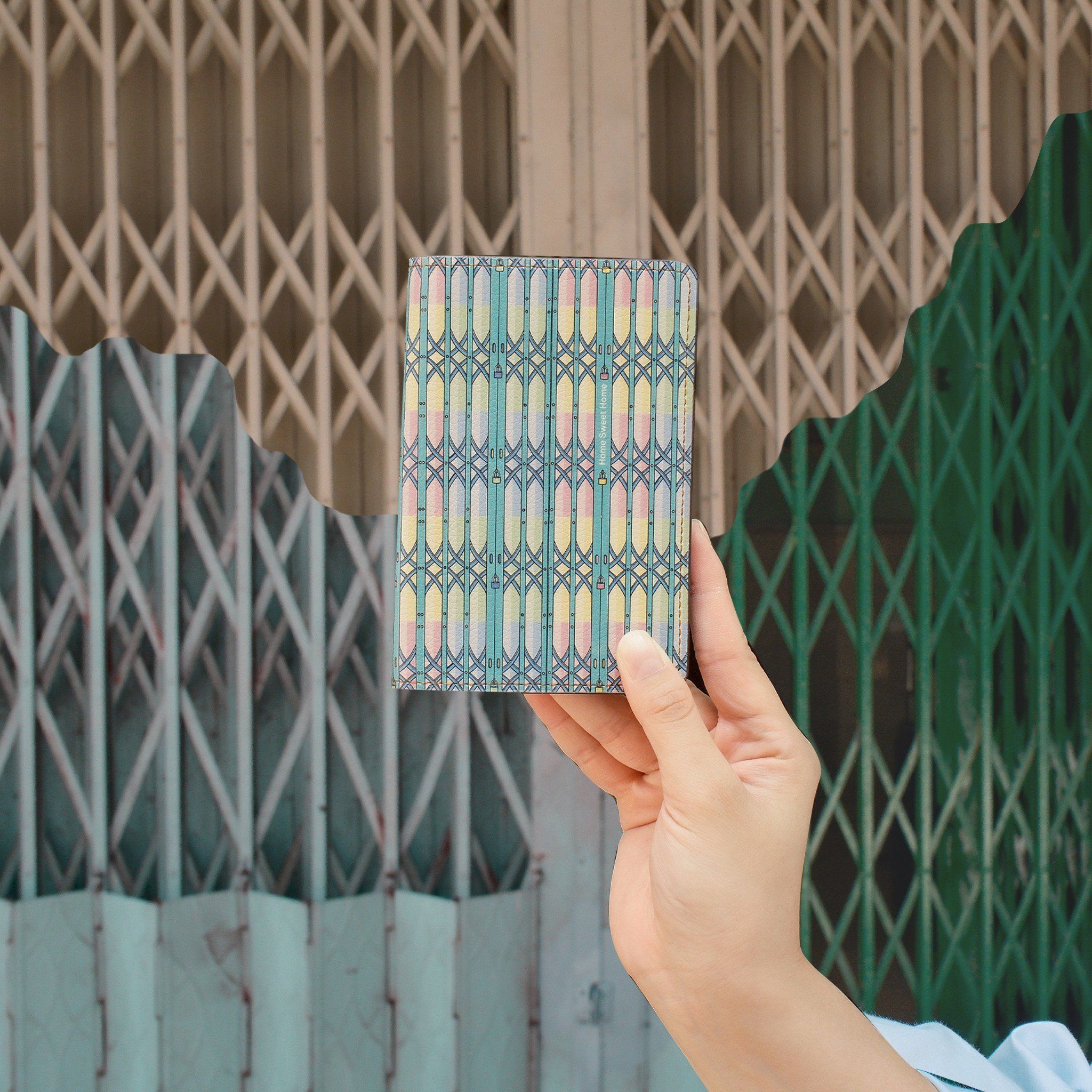 Bao Da Hộ Chiếu Cửa sắt