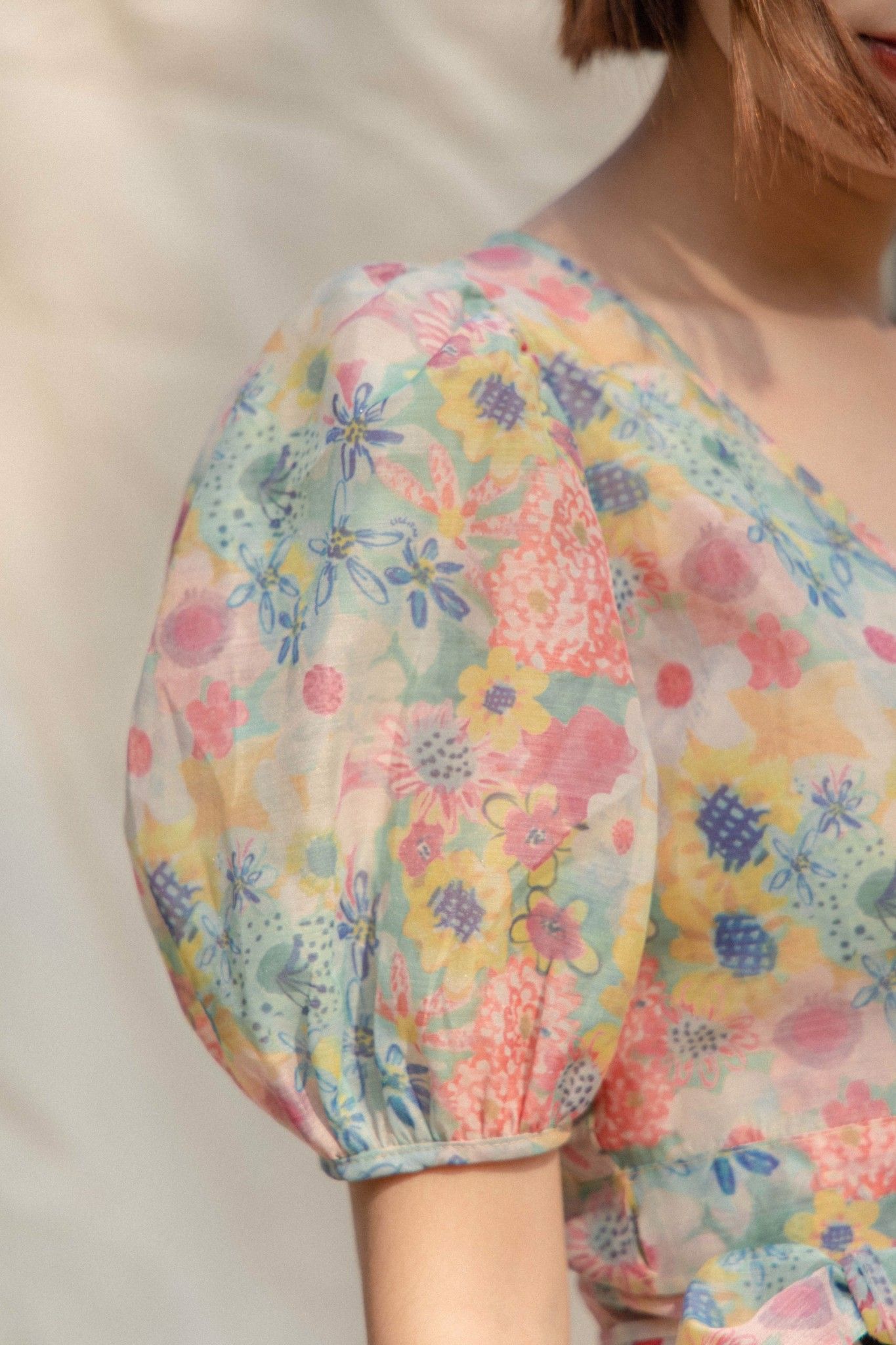 Floral Puff Sleeve Blouse