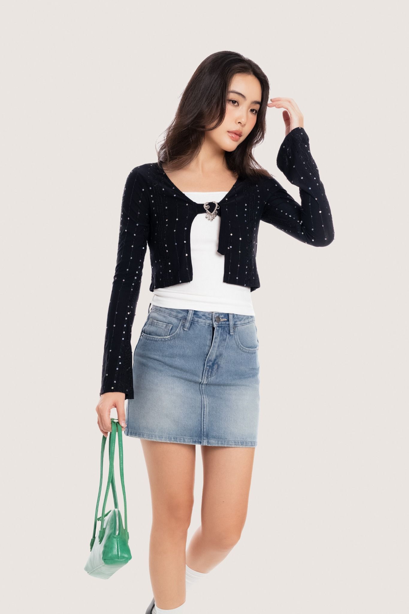  Bolero Black Embroidered Buckle Cardigan 