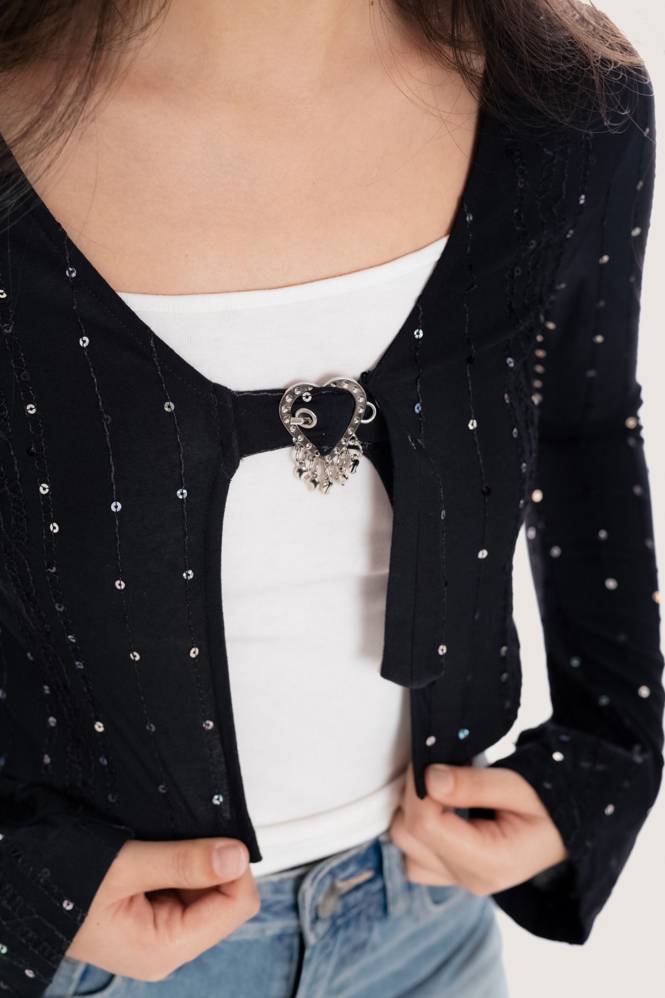  Bolero Black Embroidered Buckle Cardigan 