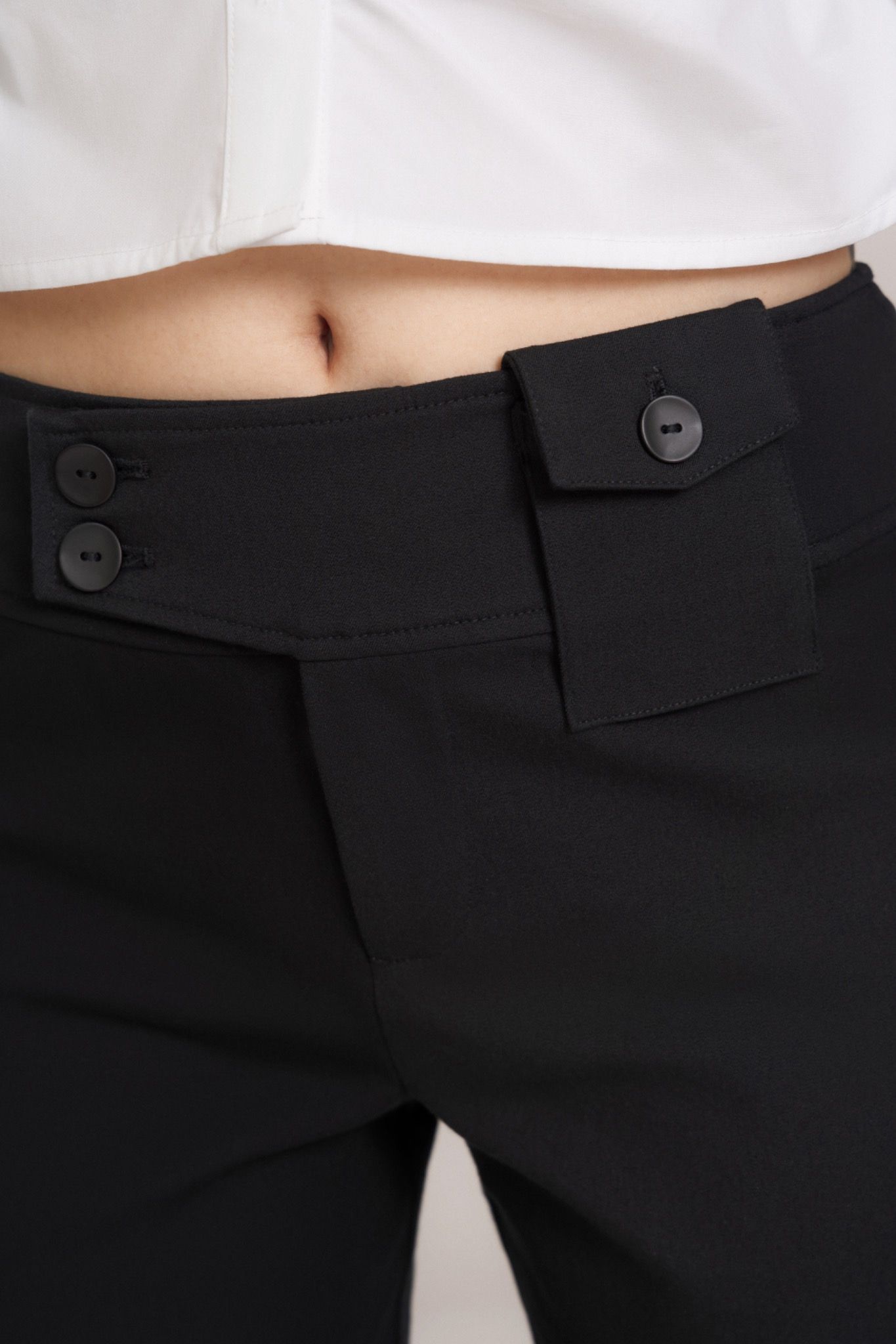 Black Khaki Capri Trousers
