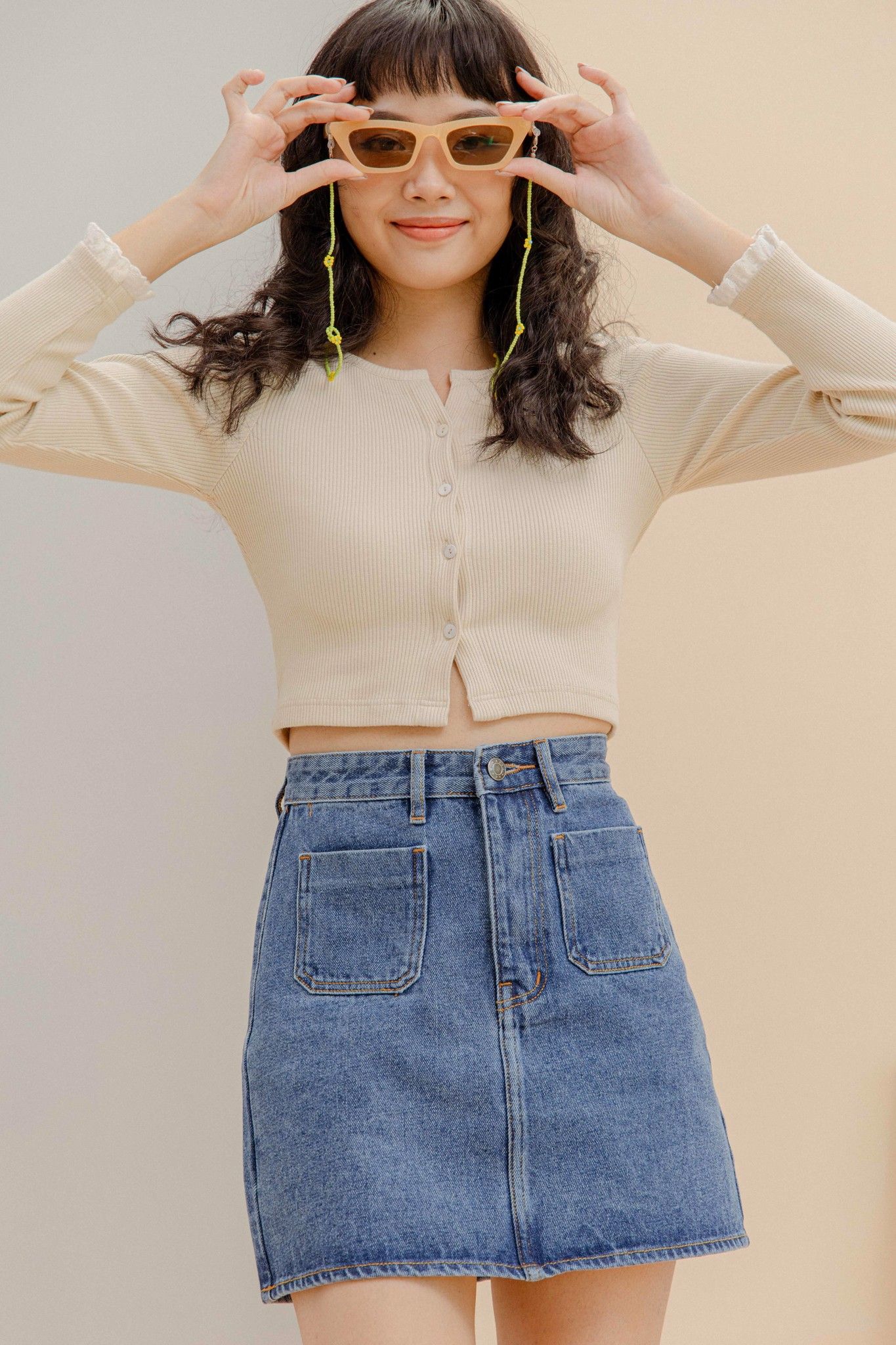 Ivory Cardigan With Ruffle