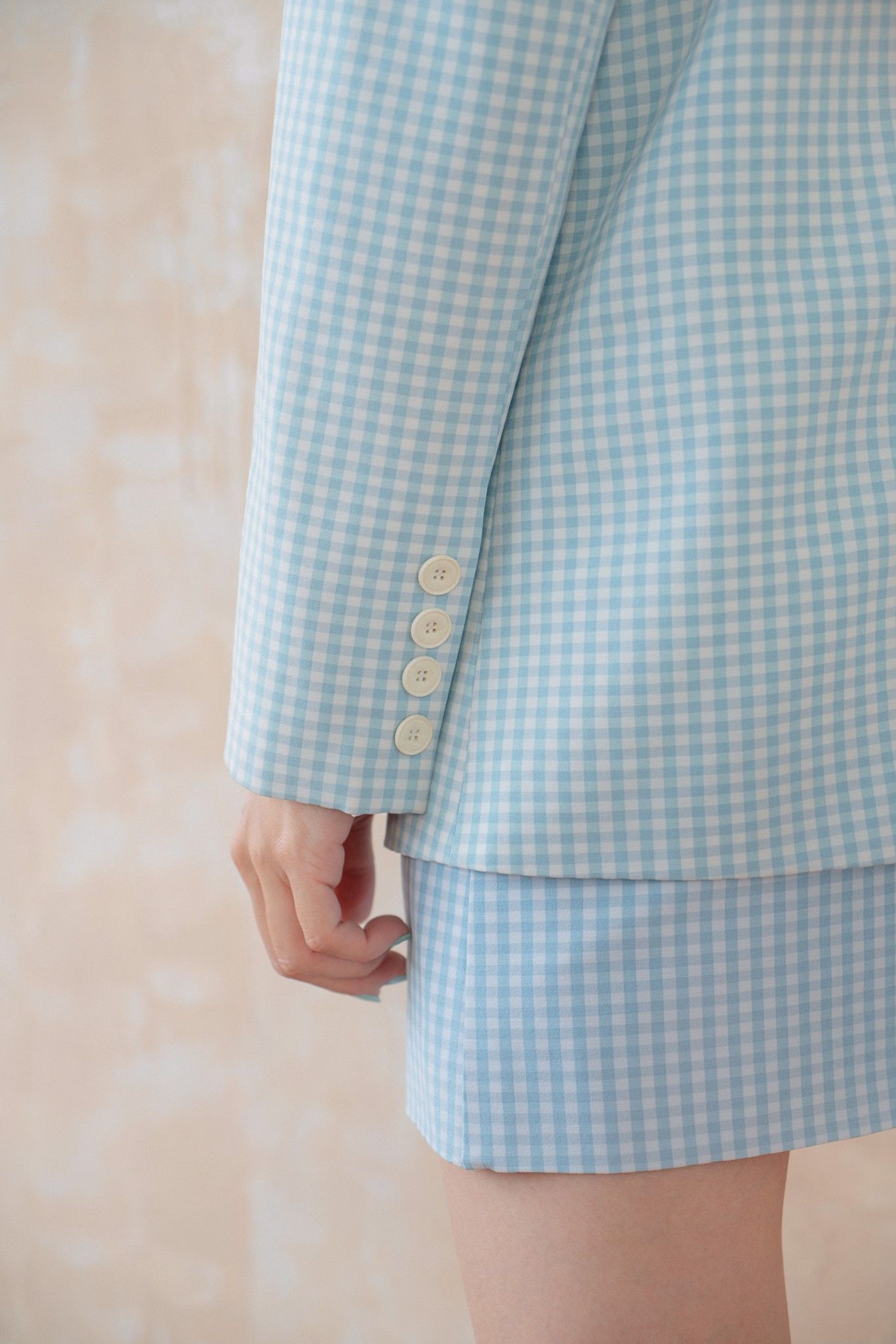 Blue Gingham
Oversized Blazer