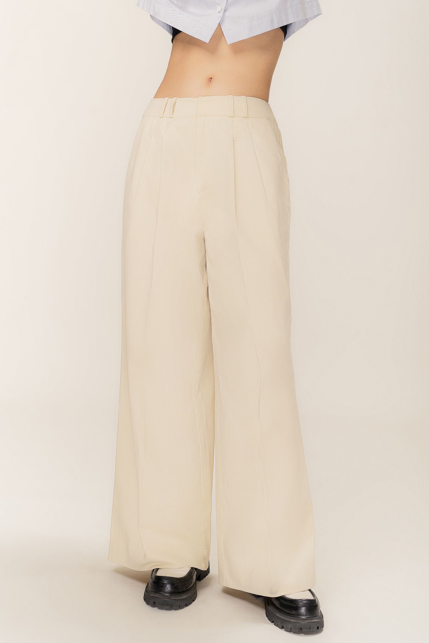  Ivory Pleated Khaki Straight Leg Trousers 