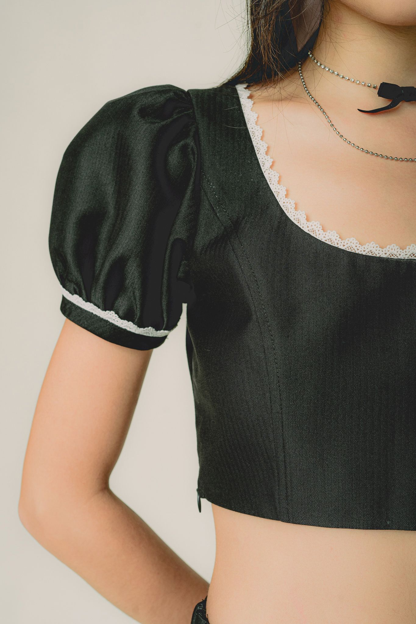 Black Puff Sleeve Crop Top With Lace Trim 