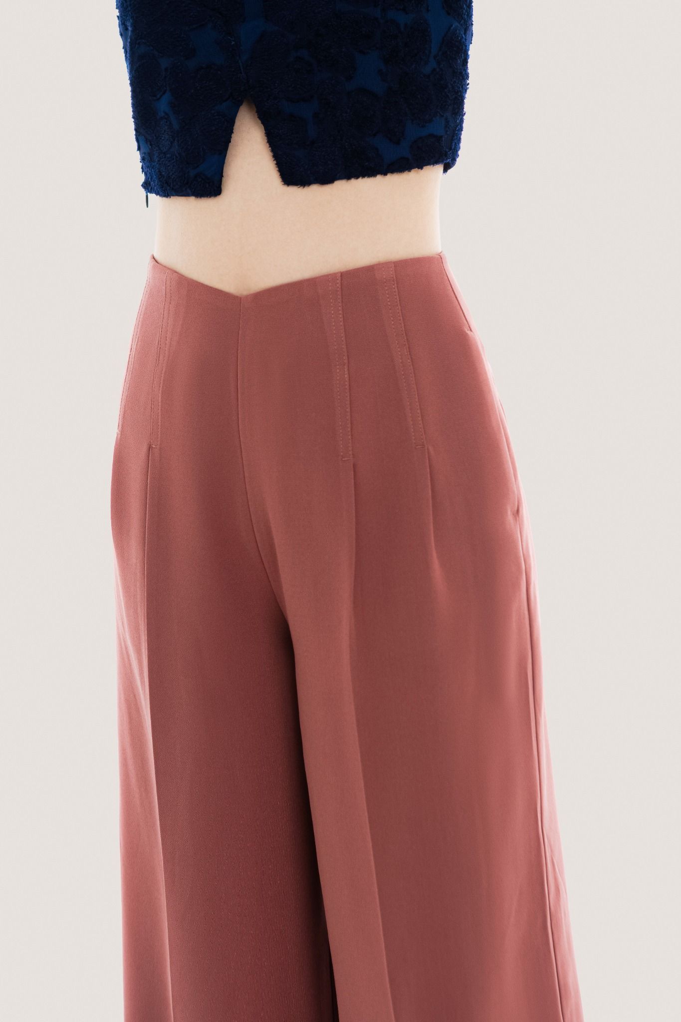  Brown Pleated Straight Leg Trousers 