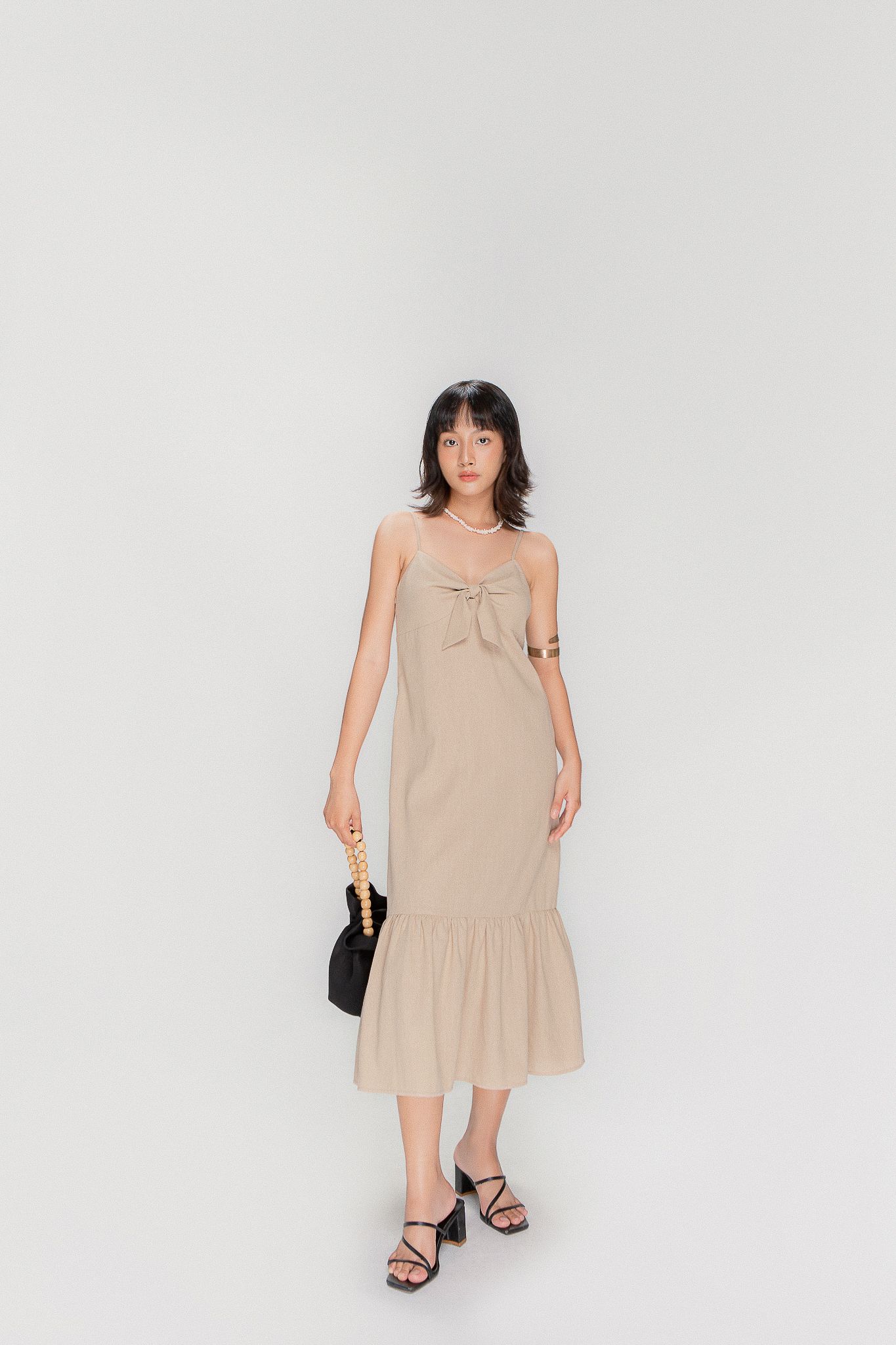  Sandy Strappy Linen Midi Dress 